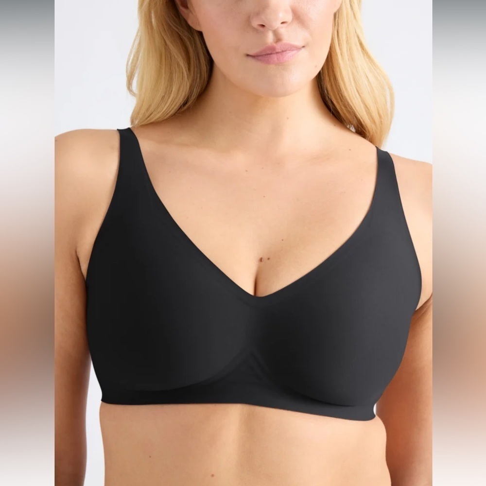 Knix Revolution V-Neck Bra Black Size 4 (D)